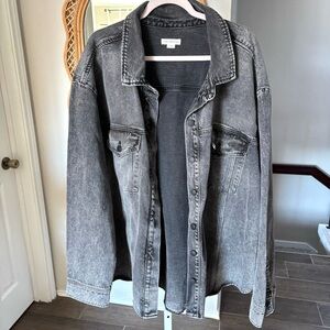 Good American / Grey Denim Jacket
